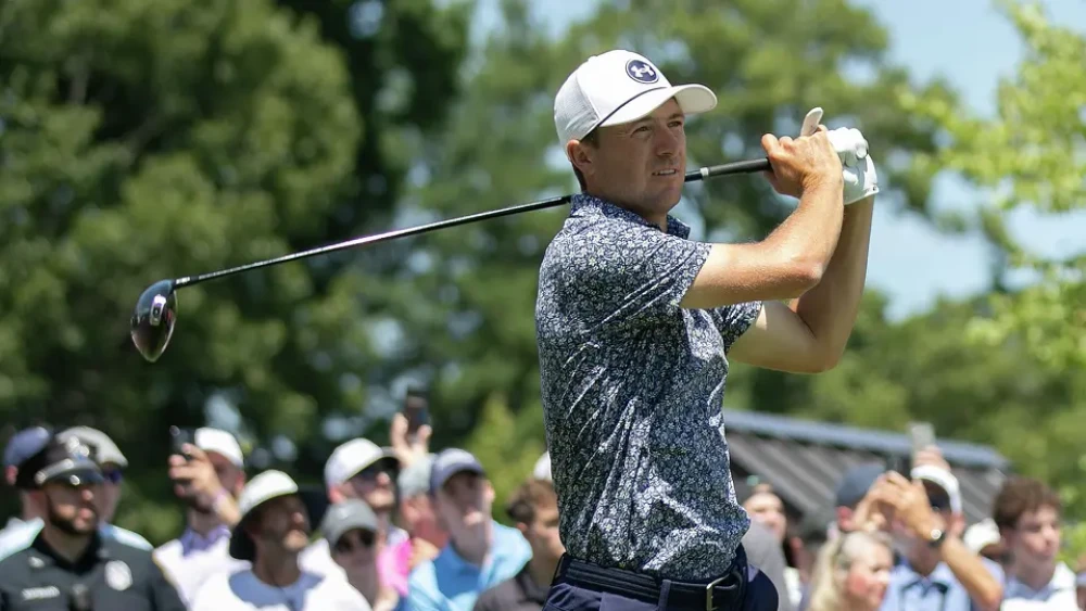 Jordan Spieth watches his tee shot on Hole 1 during the first round of the Travelers Championship at TPC River Highlands in Cromwell, Conn., Thursday, June 25, 2026.